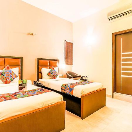 Fabhotel Conclave Boutique New Delhi Extérieur photo
